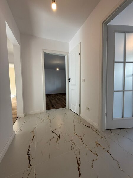 Dristor, strada Odobesti, la parcul IOR, mall Park Lake, centrala proprie