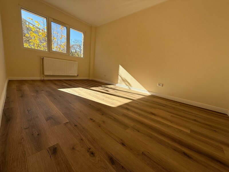 Dristor, strada Odobesti, la parcul IOR, mall Park Lake, centrala proprie