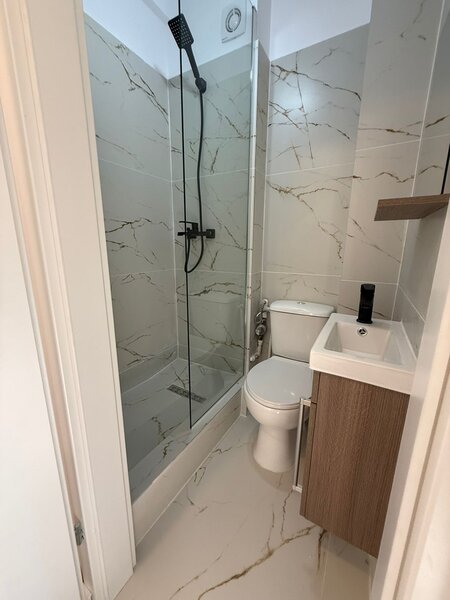 Dristor, strada Odobesti, la parcul IOR, mall Park Lake, centrala proprie